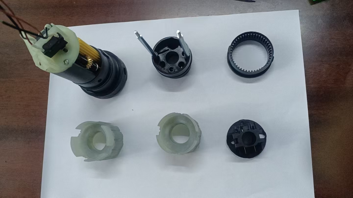 Real molded parts in partial assembly context