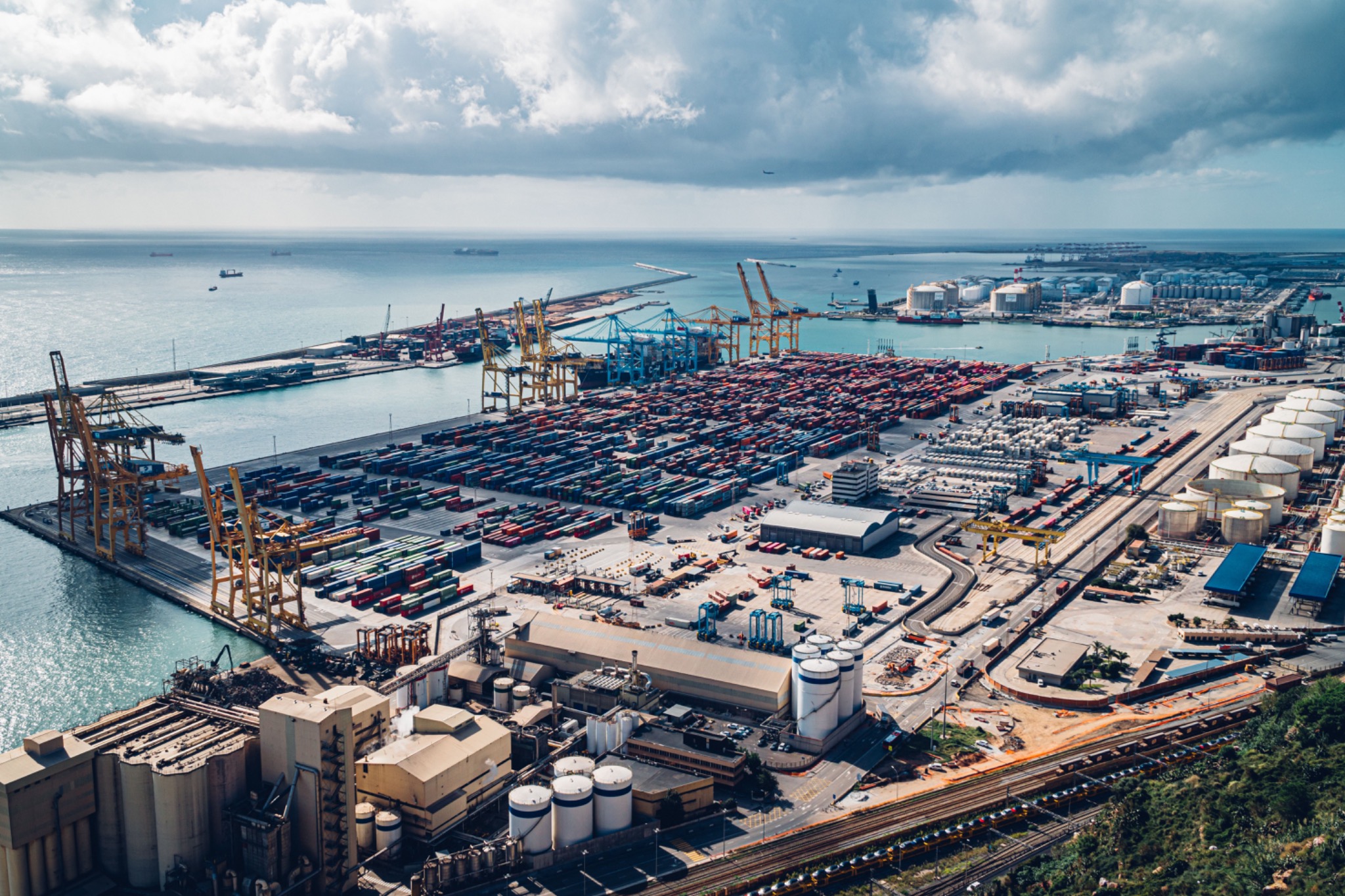 Container port and logistics